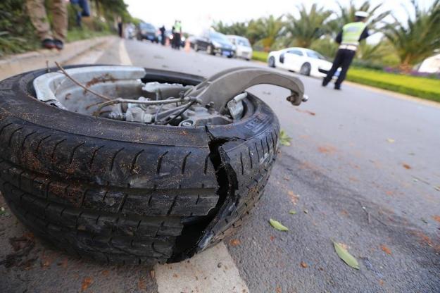 借車(chē)事故出險(xiǎn)_借出去車(chē)出了事故算誰(shuí)的_車(chē)輛借出后發(fā)生事故